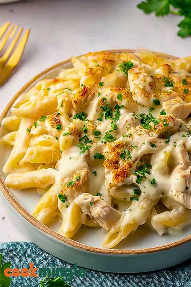 Simple Chicken Alfredo Casserole