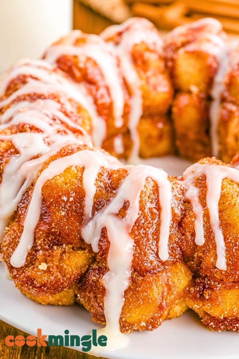 Cinnamon Roll Monkey Bread